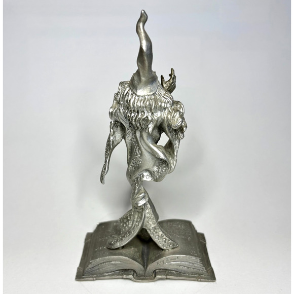 Book Wizard w/ Crystal Ball ,Spell Book Ray Lamb Perth Fine Pewter signed 1986 - Picture 3 of 11